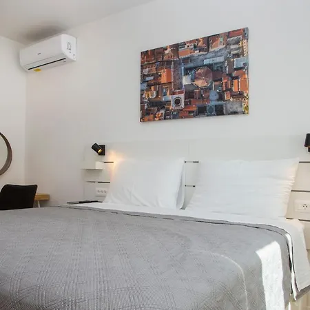 Your Own Appartement *