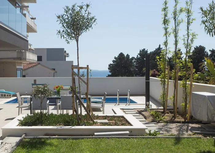 Your Own Apartamento